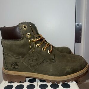 Timberland Green Suede Boots